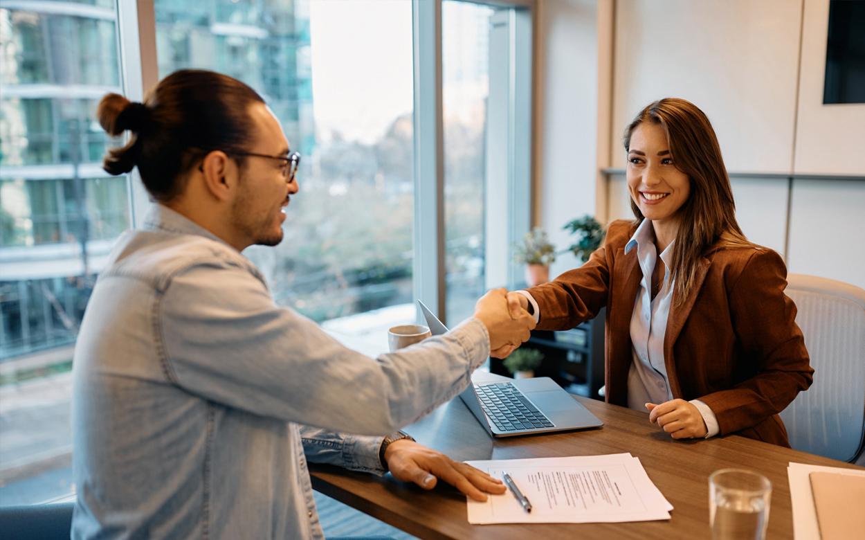 We’re Hiring! Field Service Executives Needed.