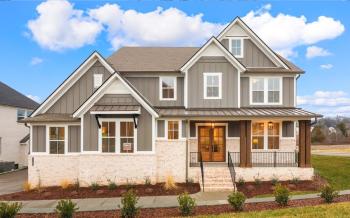 Elegant 21-Cent Residence with Dual Kitchens & Upstairs Swimming Pool.